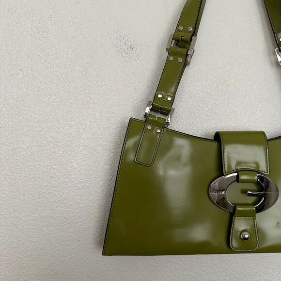Guess Vintage Y2K Green Patent Leather Shoulder Bag G Logo Buckle Purse 2000s - Picture 4 of 15